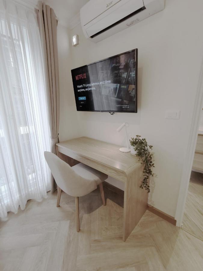 Double Bed Hotel Bangkok Buitenkant foto