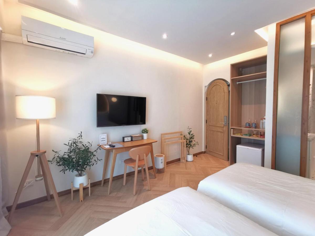 Double Bed Hotel Bangkok Buitenkant foto