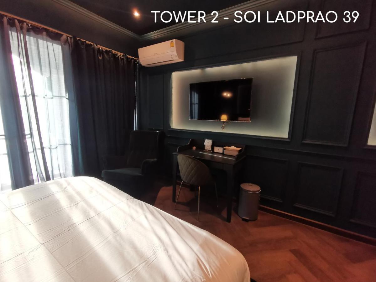 Double Bed Hotel Bangkok Buitenkant foto