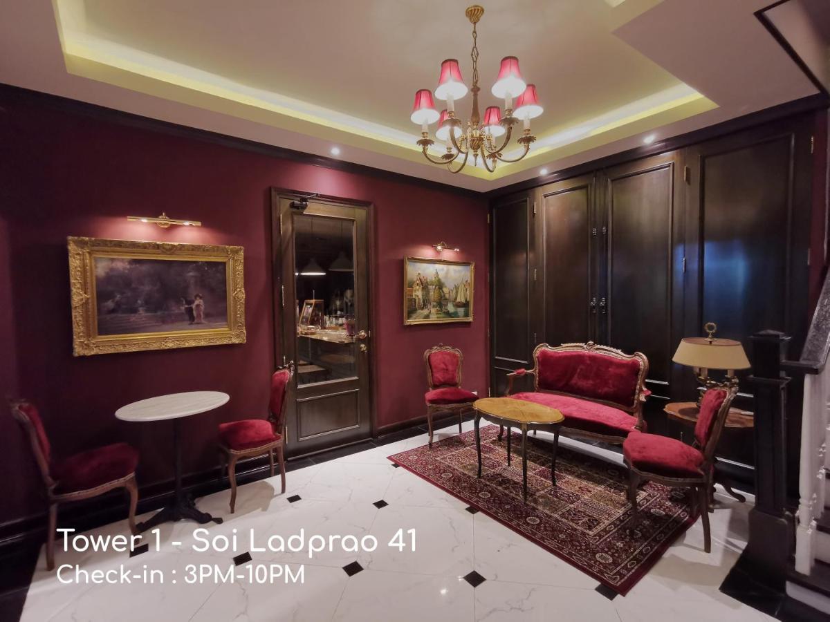 Double Bed Hotel Bangkok Buitenkant foto